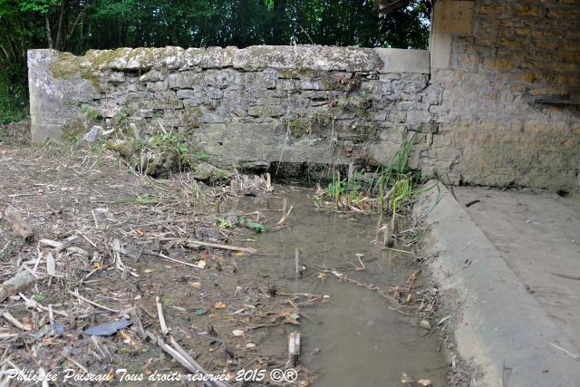 Petit lavoir de Chauprix Nièvre Passion