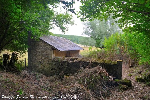 Petit lavoir de Chauprix Nièvre Passion