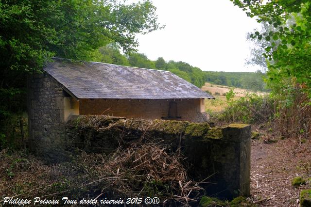 Petit lavoir de Chauprix Nièvre Passion