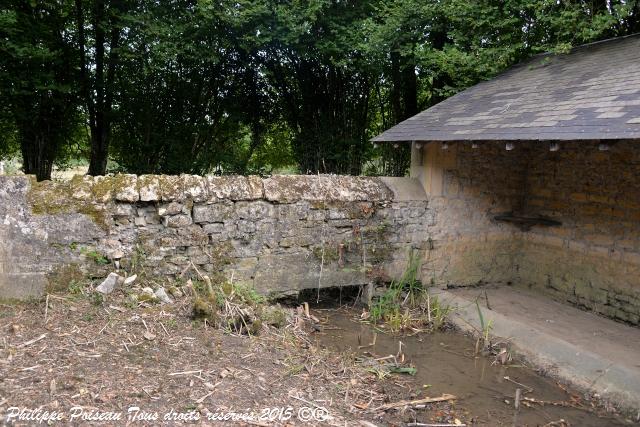 Petit lavoir de Chauprix Nièvre Passion