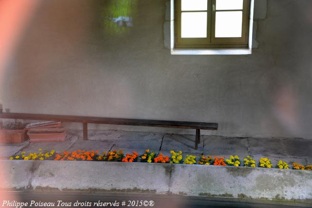 Lavoir couvert de Héry