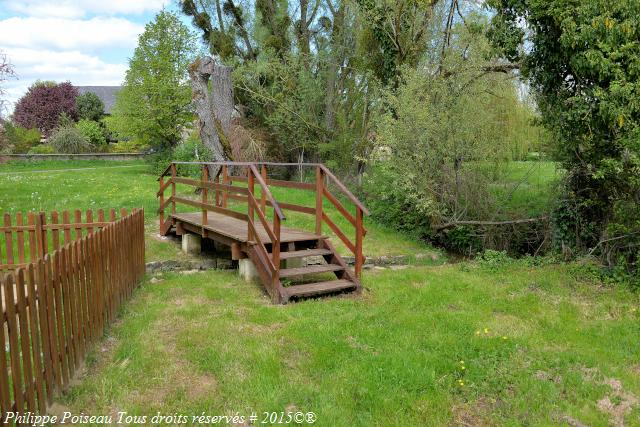 Lavoir couvert de Héry