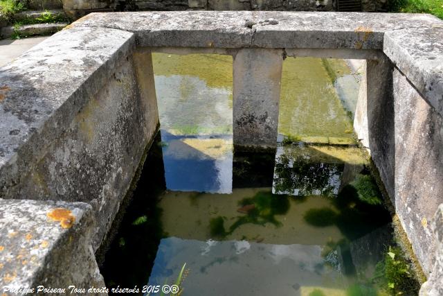 Lavoir de Moulin l'Évêque