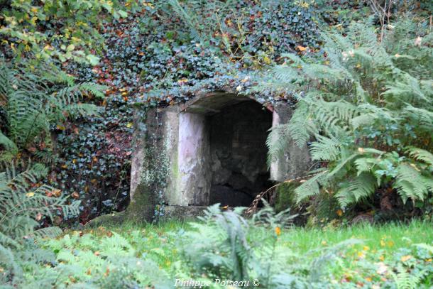 Le Lavoir de "Les Serrées"