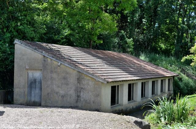 lavoir de Saint Loup