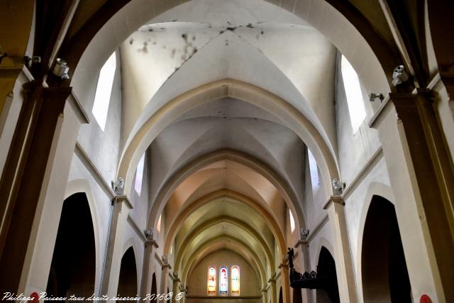 Église de Lucenay-les-Aix