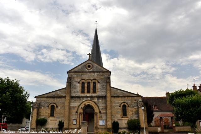 Église de Lucenay-les-Aix un beau patrimoine