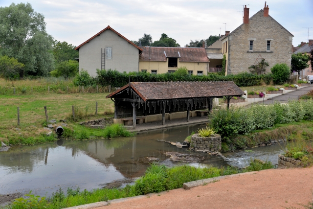 Lavoir de Lucenay les Aix