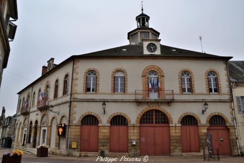 Halle de Prémery