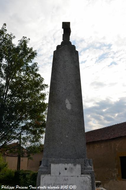 Monument aux Morts d'Anthien