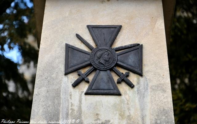 Monument aux Morts du village de Breugnon