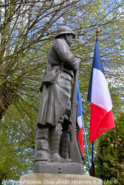 Monument aux Morts de Héry Nièvre Passion