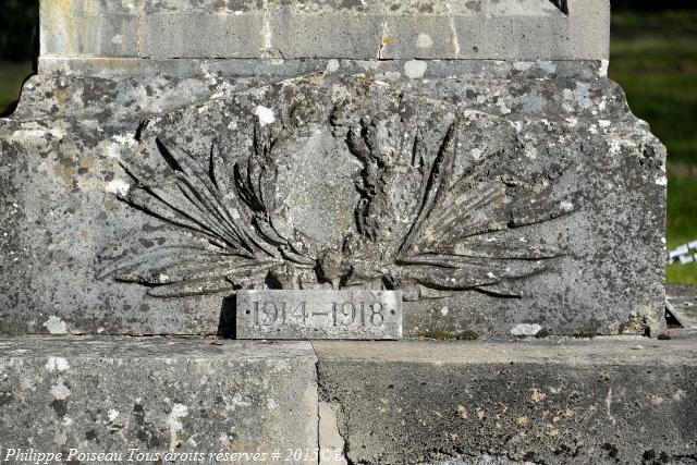 Monument aux Morts de Moraches Nièvre Passion