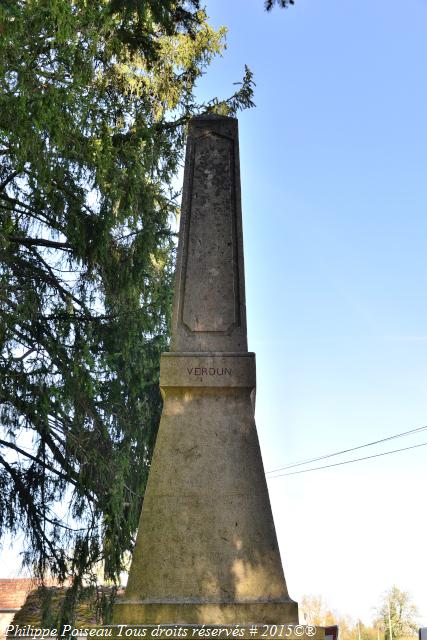 Monument aux Morts de Moussy