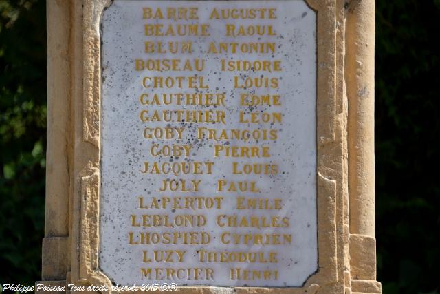 Monument aux Morts de Oulon Nièvre Passion