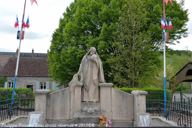 Le Monument aux Morts de Prémery Nièvre Passion