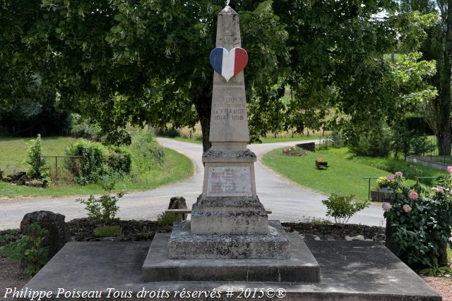 Monument aux Morts de Saint Firmin Nièvre Passion
