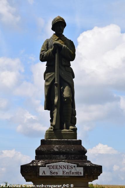 Monument aux Morts de Diennes Aubigny