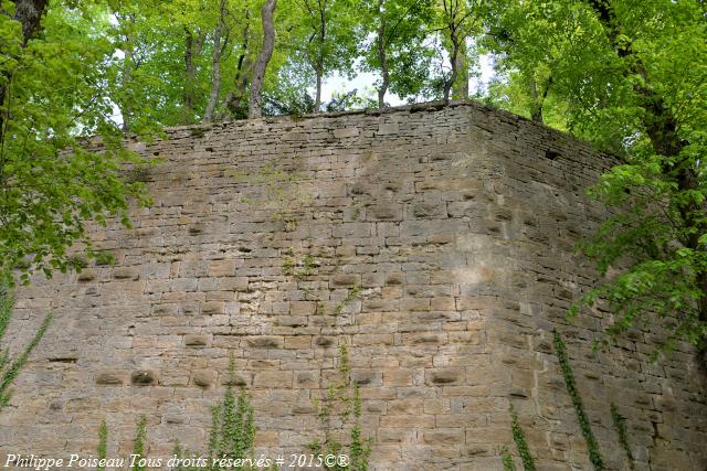 Château de Montbard Nièvre Passion