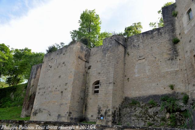 Château de Montbard Nièvre Passion