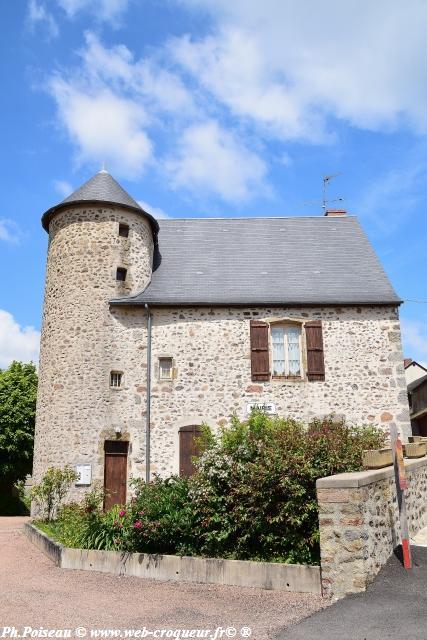 Château de Montigny en Morvan