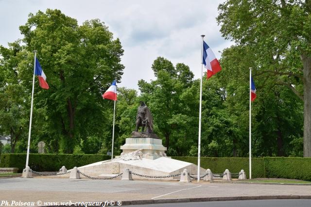 monument aux morts nevers