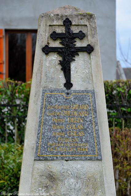 Monument aux morts d'Arriault