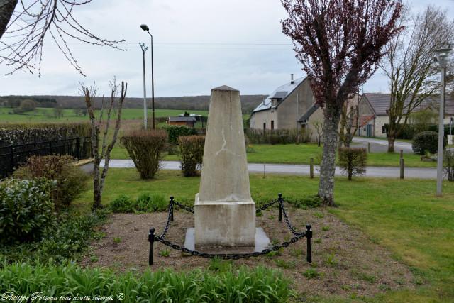 Monument aux morts d'Arriault