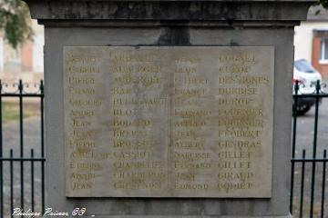 Monument aux morts de Toury Lurcy Nièvre Passion