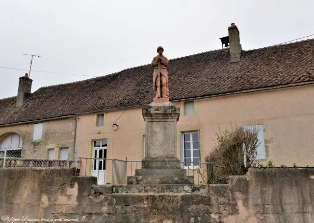 Monument aux morts de Vignol un beau patrimoine