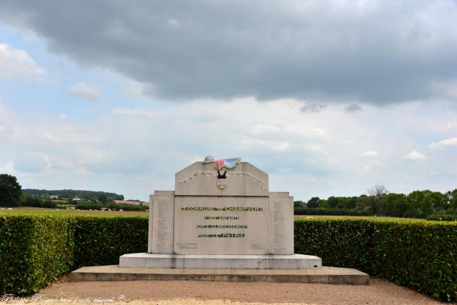 Monument aux morts de Champvert