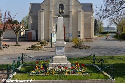 Monument aux morts de Saint Martin sur Nohain