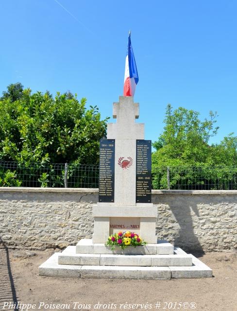 Monument aux morts de Varennes les Narcy
