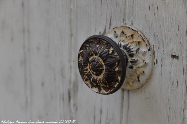 Poignées et Boutons de porte du Nivernais