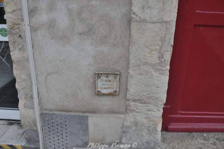 Anciennes portes de commande de Nevers un patrimoine