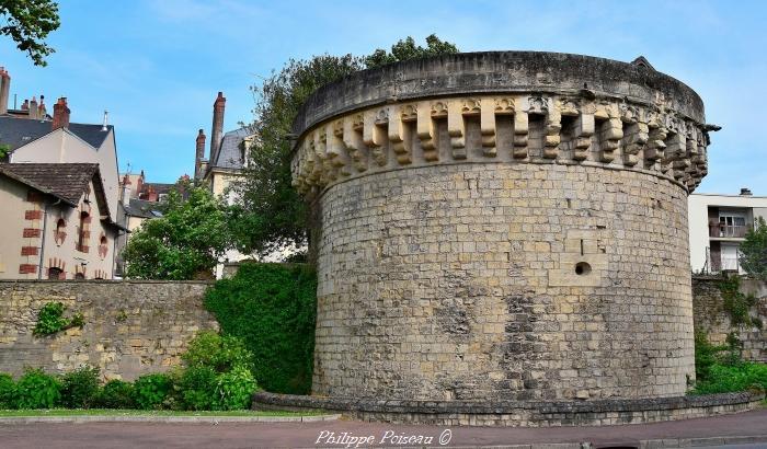 La Tour Saint Éloi un remarquable ouvrage défensif de Nevers