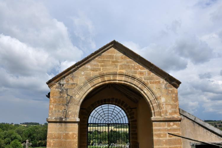 Porche du cimetière de Courcelles