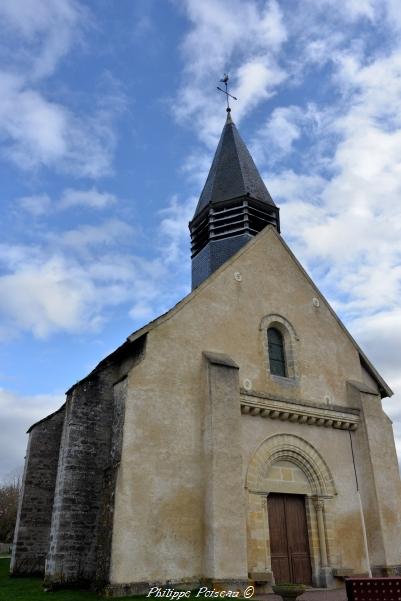 Intérieur de l'église de Pazy 