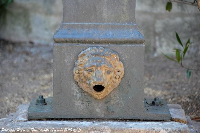 Pompe à bras de l’église de Prémery un patrimoine