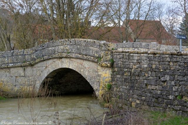 Un pont de Corvol l'Orgueilleux