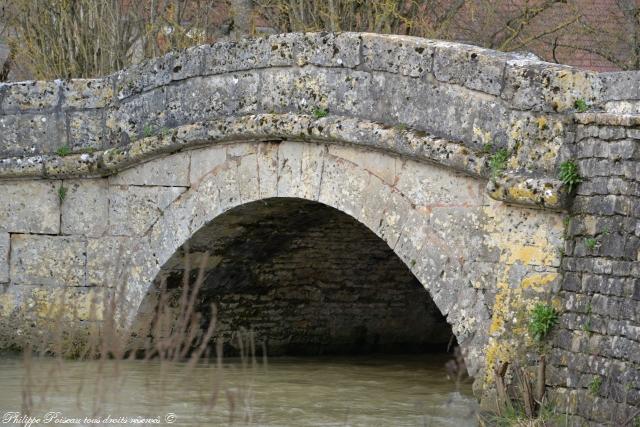 Un pont de Corvol l'Orgueilleux
