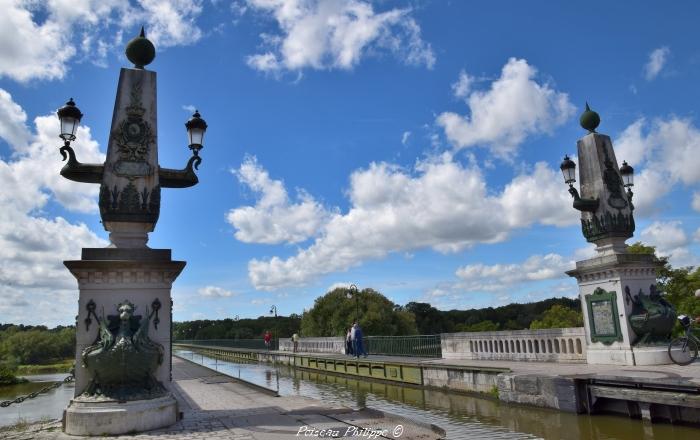 Pont Canal de Briare un beau Canal latéral à la Loire