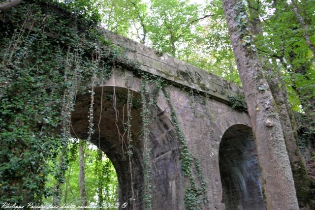 Le pont des Trois Gueules Nièvre Passion