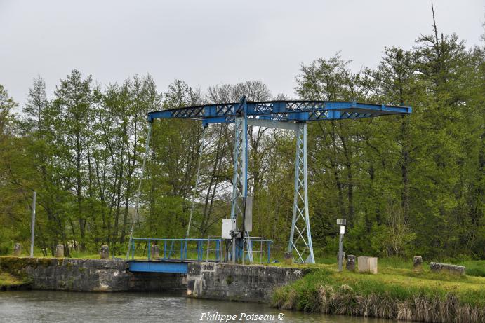 Pont Levis de Dirol