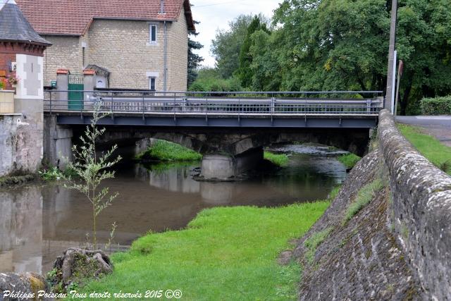 pont de nevers