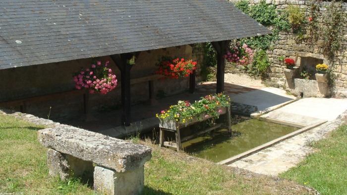 Le village Arthel Nièvre Passion