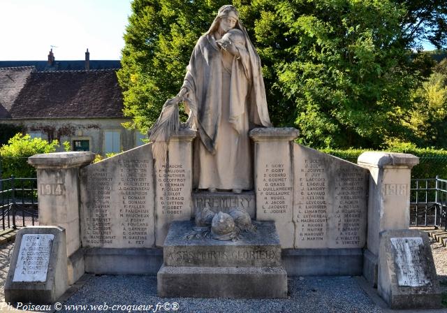 Le Monument aux Morts de Prémery un remarquable hommage
