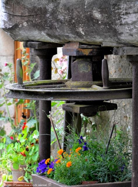 Pressoir dans le village de Maré