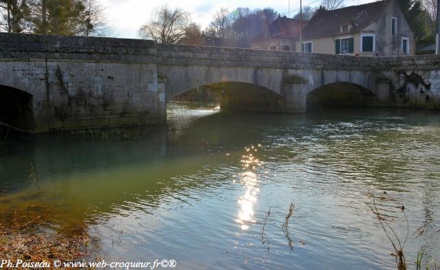 Pont de Ouagne Nièvre Passion