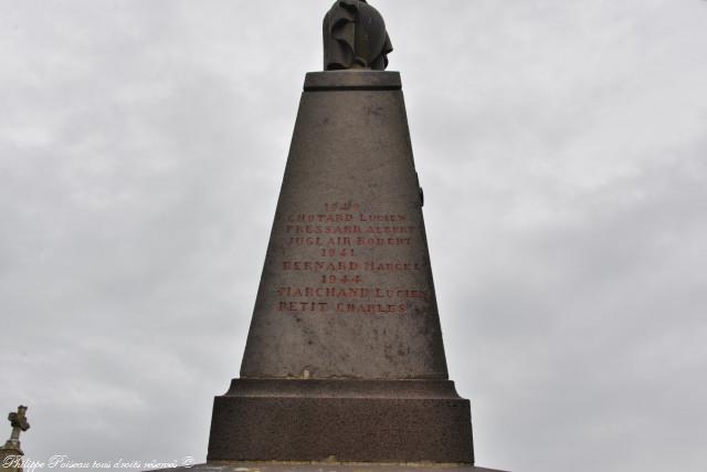 Monument aux morts de Raveau Nièvre Passion